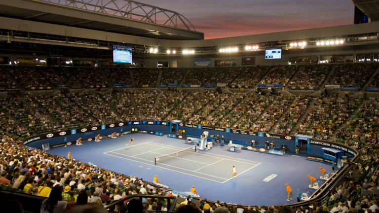 By Steve Collis from Melbourne, Australia - Centre Court at duskUploaded by Flickrworker, CC BY 2.0, https://commons.wikimedia.org/w/index.php?curid=28553036